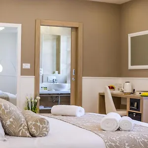 Peninsula Luxury Appartement