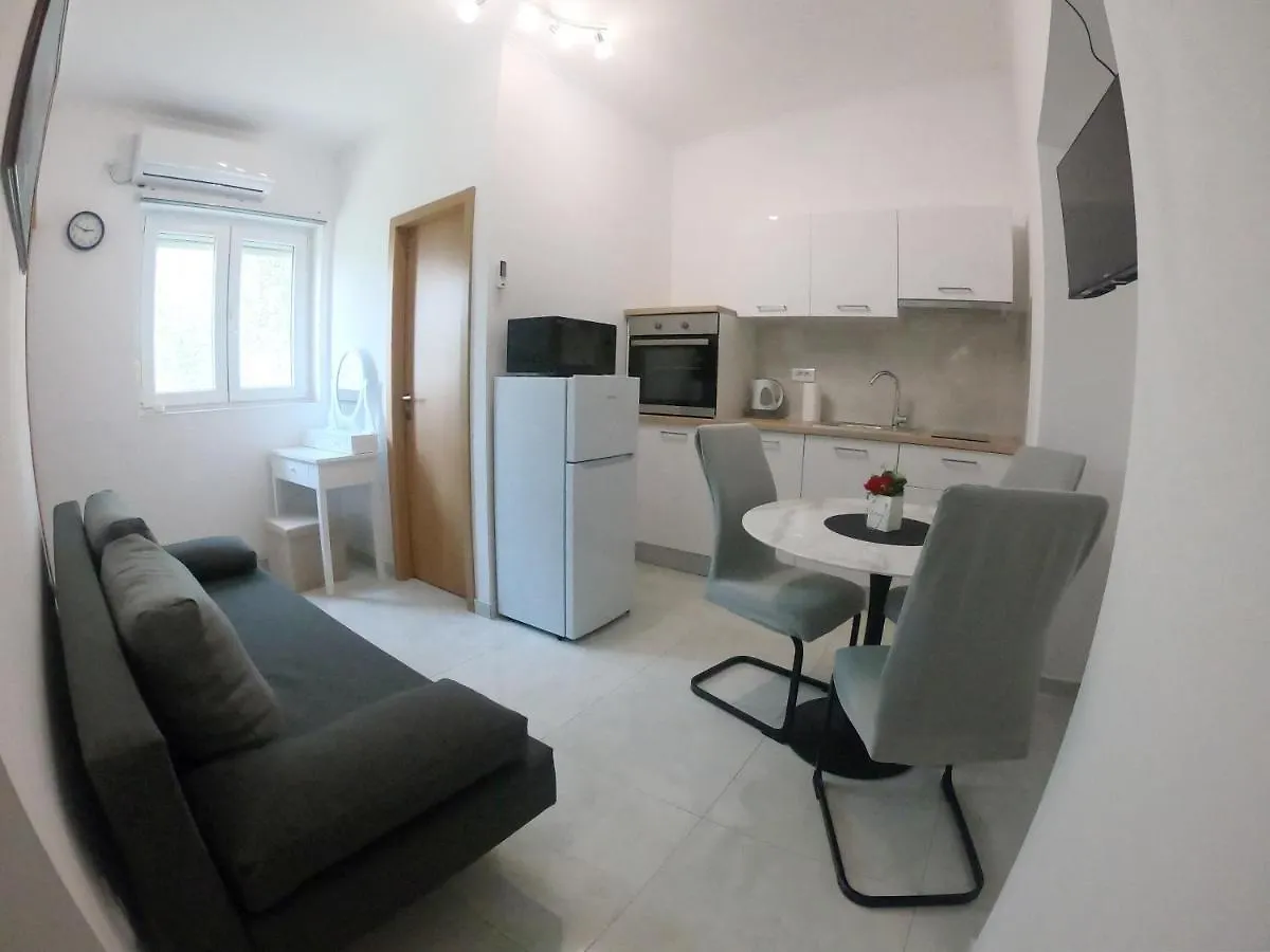 Apartman Tina Ražanac